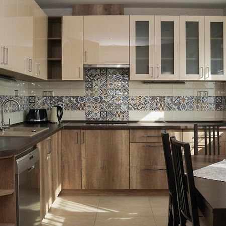 The Pearl Of Zsofia Apartment Esztergom Luaran gambar