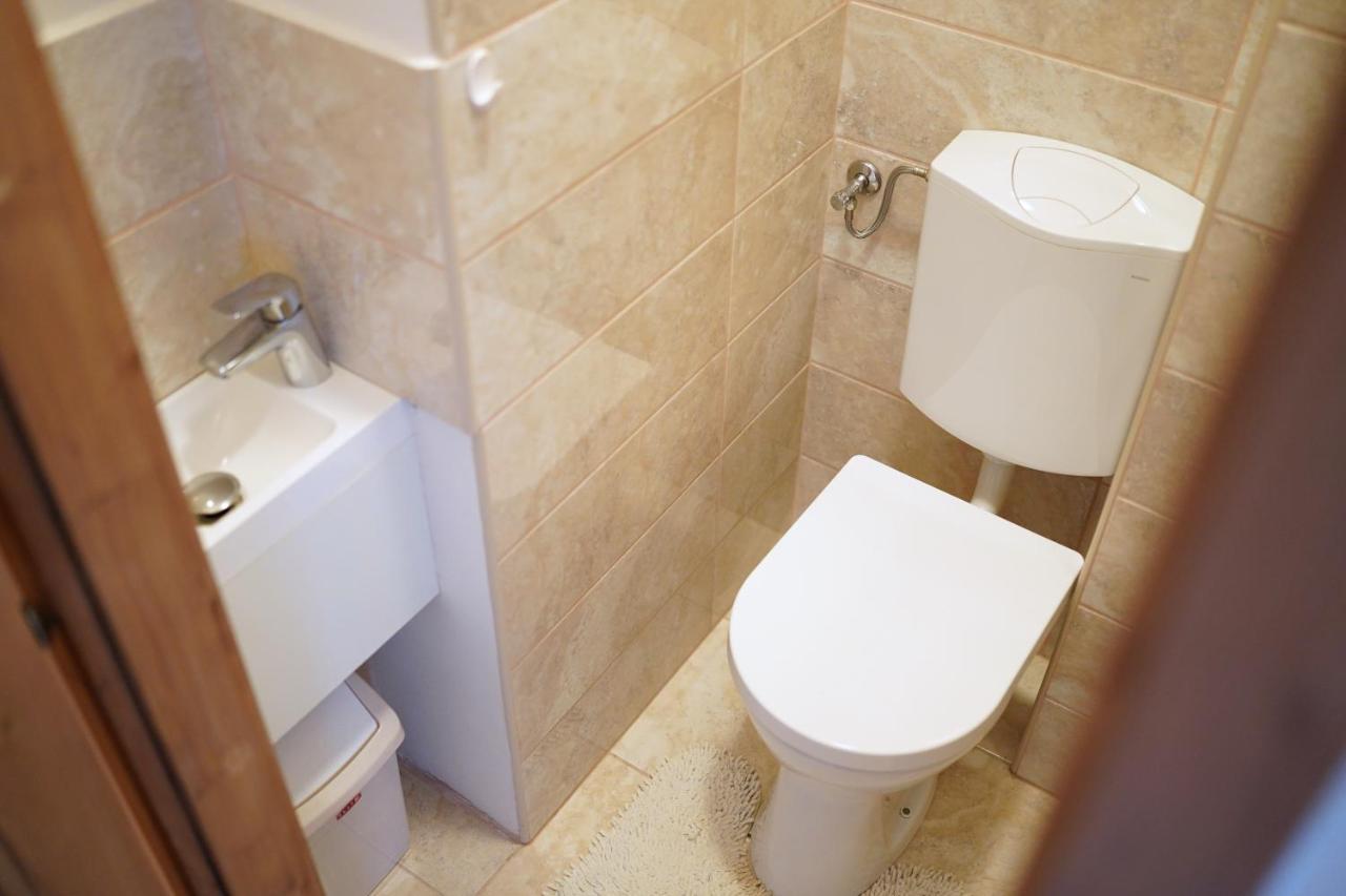 The Pearl Of Zsofia Apartment Esztergom Luaran gambar